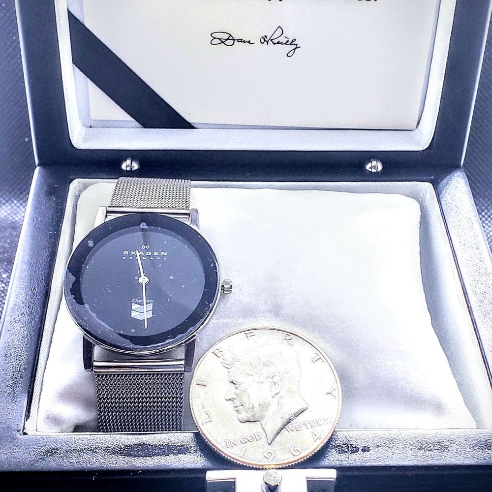 Skagen Ultra Thin Unisex watch